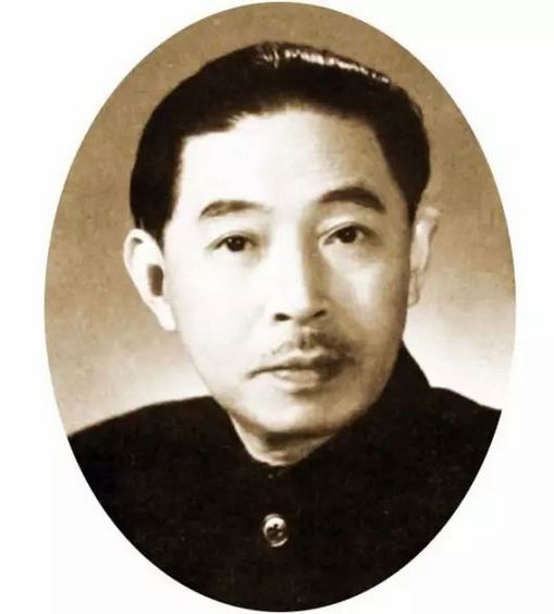 茅盾手稿拍出千万天价惹官司 亲属连告三方为哪般?(图1) 茅盾(原名沈德鸿)