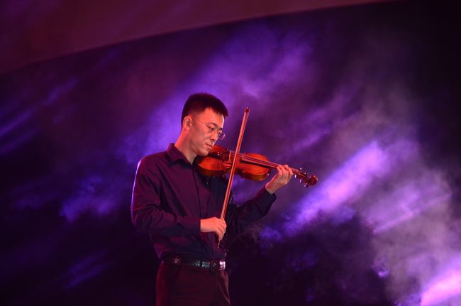 “飘香中国”孙文虎原创作品音乐会歌咏民心乡情(图4) “飘香中国”孙文虎原创作品音乐会歌咏民心乡情