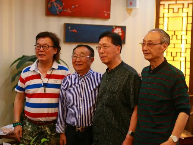 易鼎书院携陈红涛教授开讲“文化·生命·自然·家国”系列课程(图7) 易鼎书院携陈红涛教授开讲“文化·生命·自然·家国”系列课程(图7)