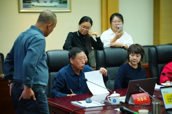 “算珠”对话“大国重器”:“大位杯”青少年非遗美育实践活动在哈尔滨工程大学启动(图5) “算珠”对话“大国重器”:“大位杯”青少年非遗美育实践活动在哈尔滨工程大学启动(图5)